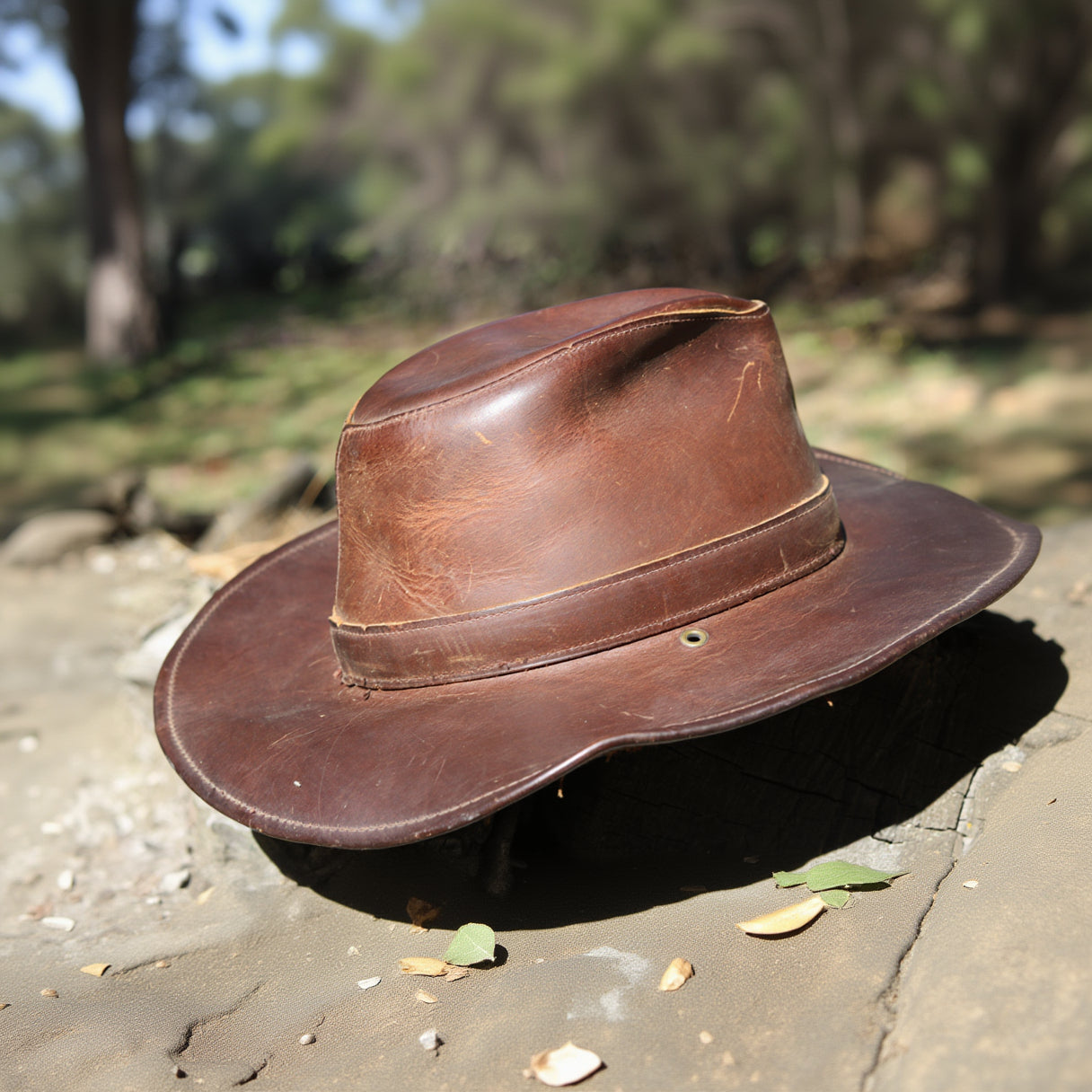Vintage Henschel Aussie Brown Leather Safari Hat Medium