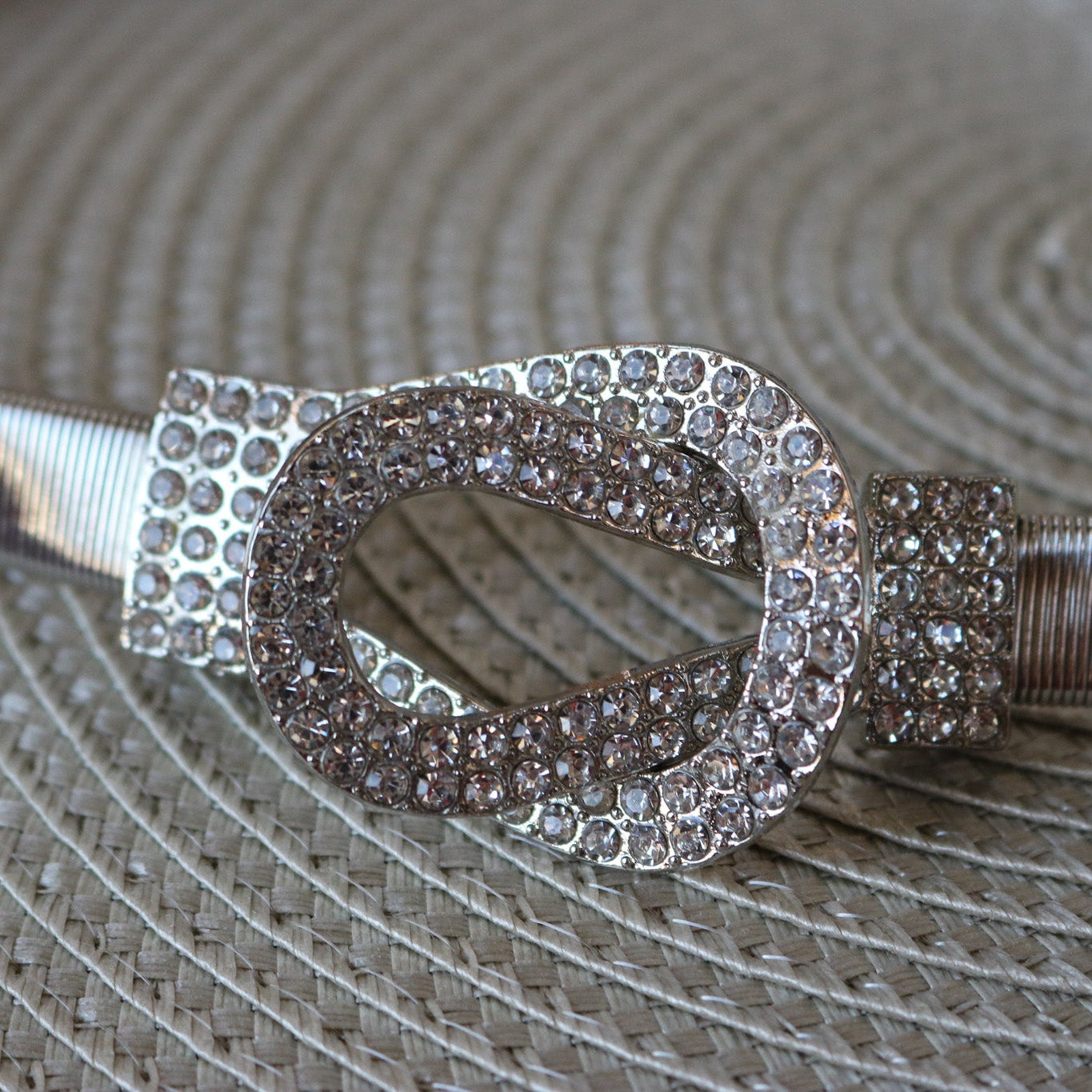 Rhinestone Studded Knot Elastic Metal Stretch Belt