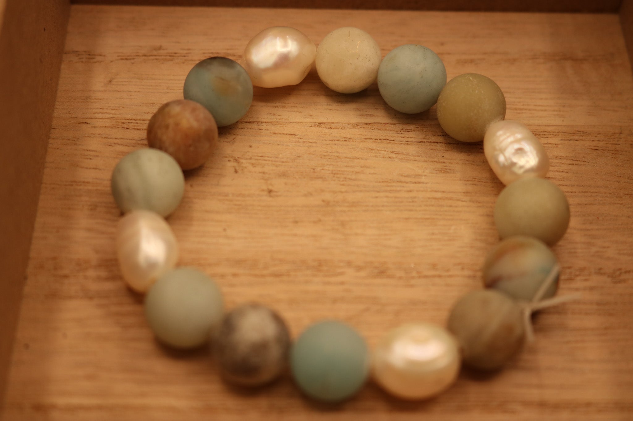 Elegant Amazonite and Pearl Stretch Bracelet