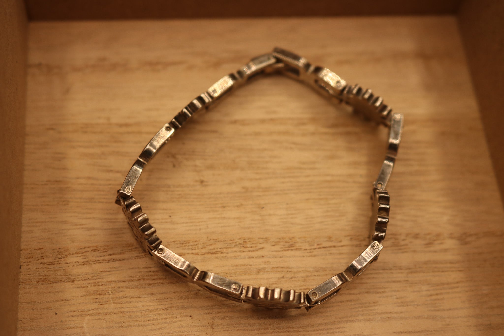 Chrome Sun Burst Chain Link Bracelet
