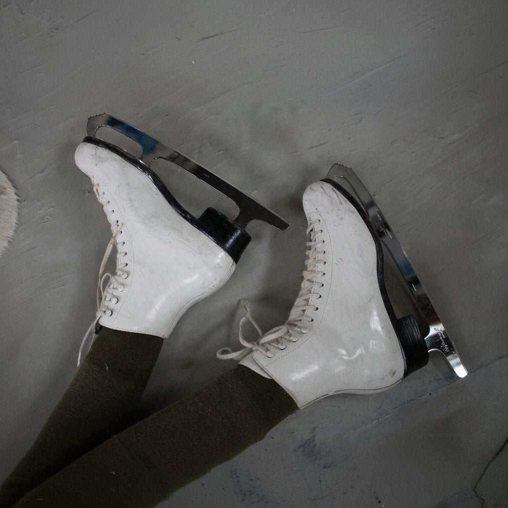 Vintage Riedell White Leather Figure Skates
