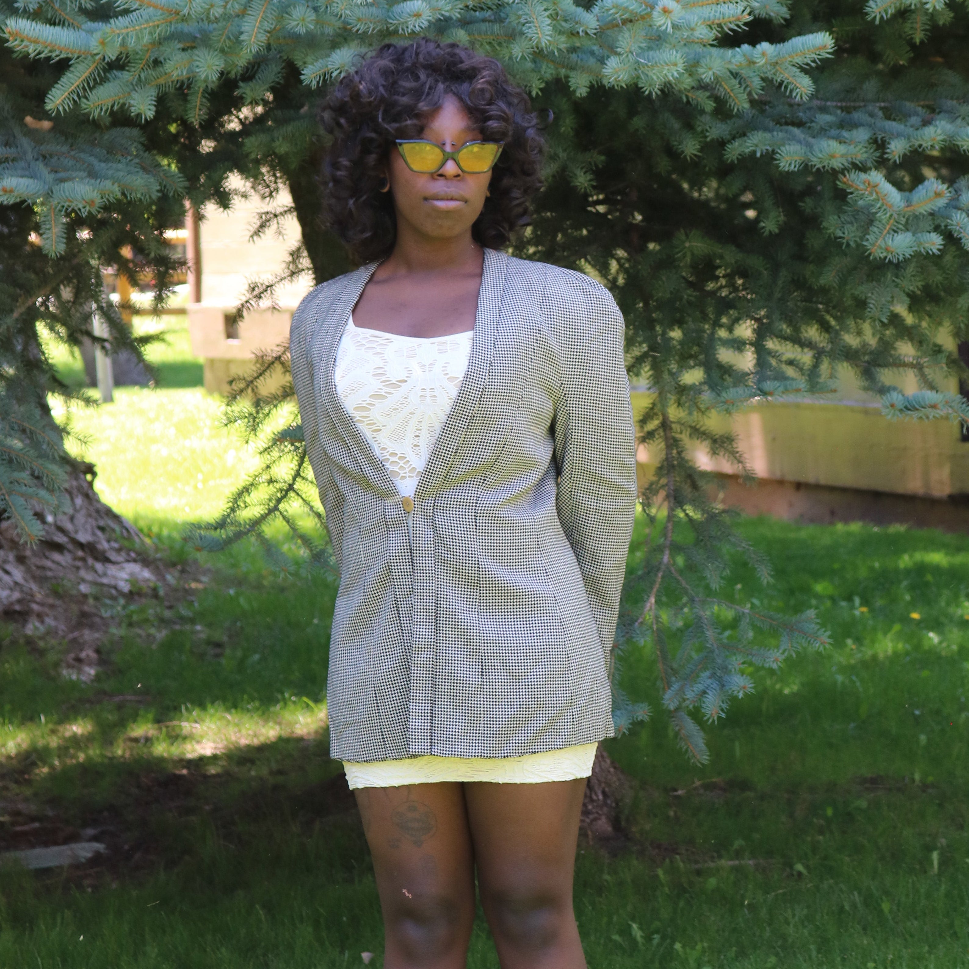 Luxury Giorgio Armani Amilano Borgonuovo 21 Womens Suit Blazer Size 44