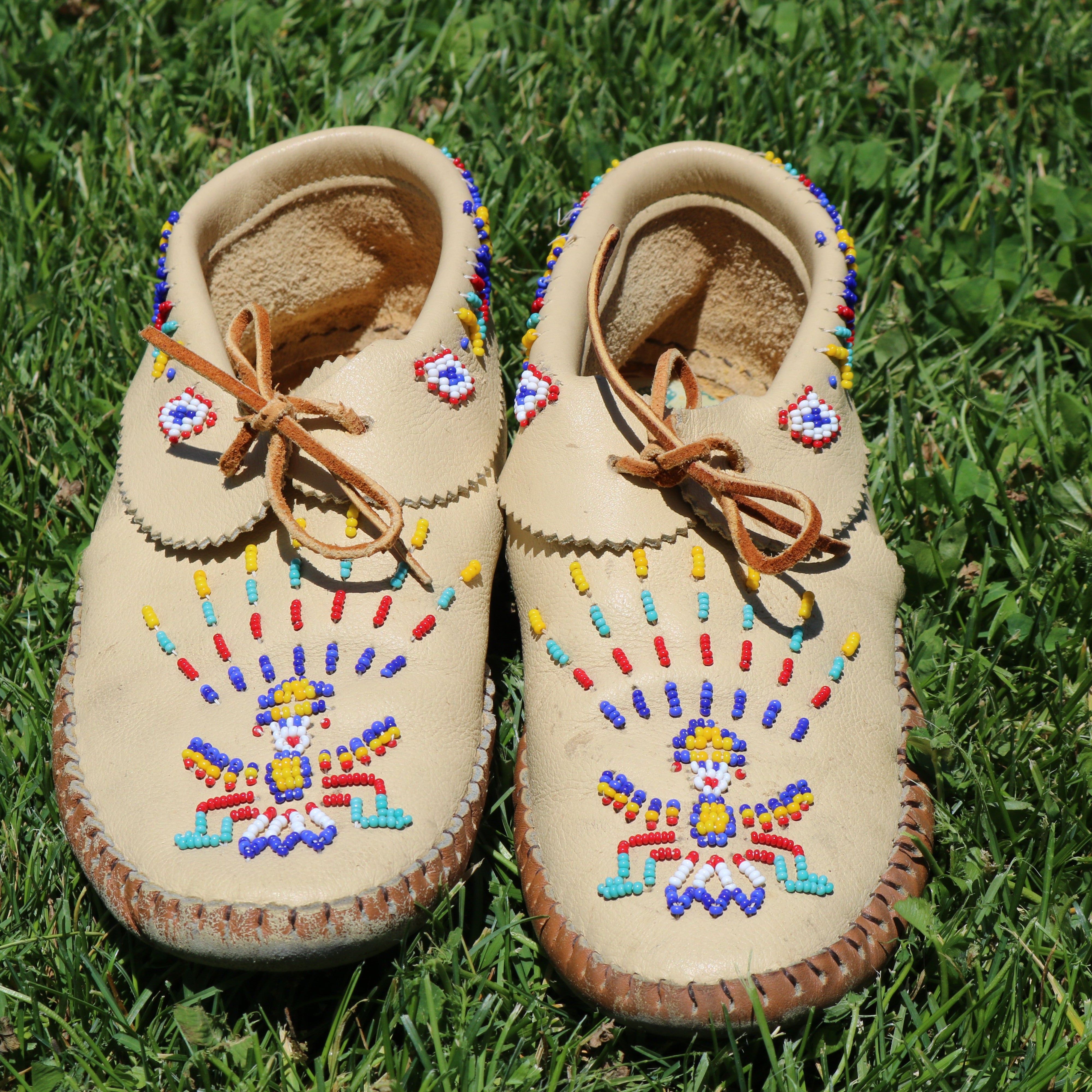 Handmade Taos beaded moccasins tan leather rainbow beadwork womens size 9 to 9.5 native style shoes