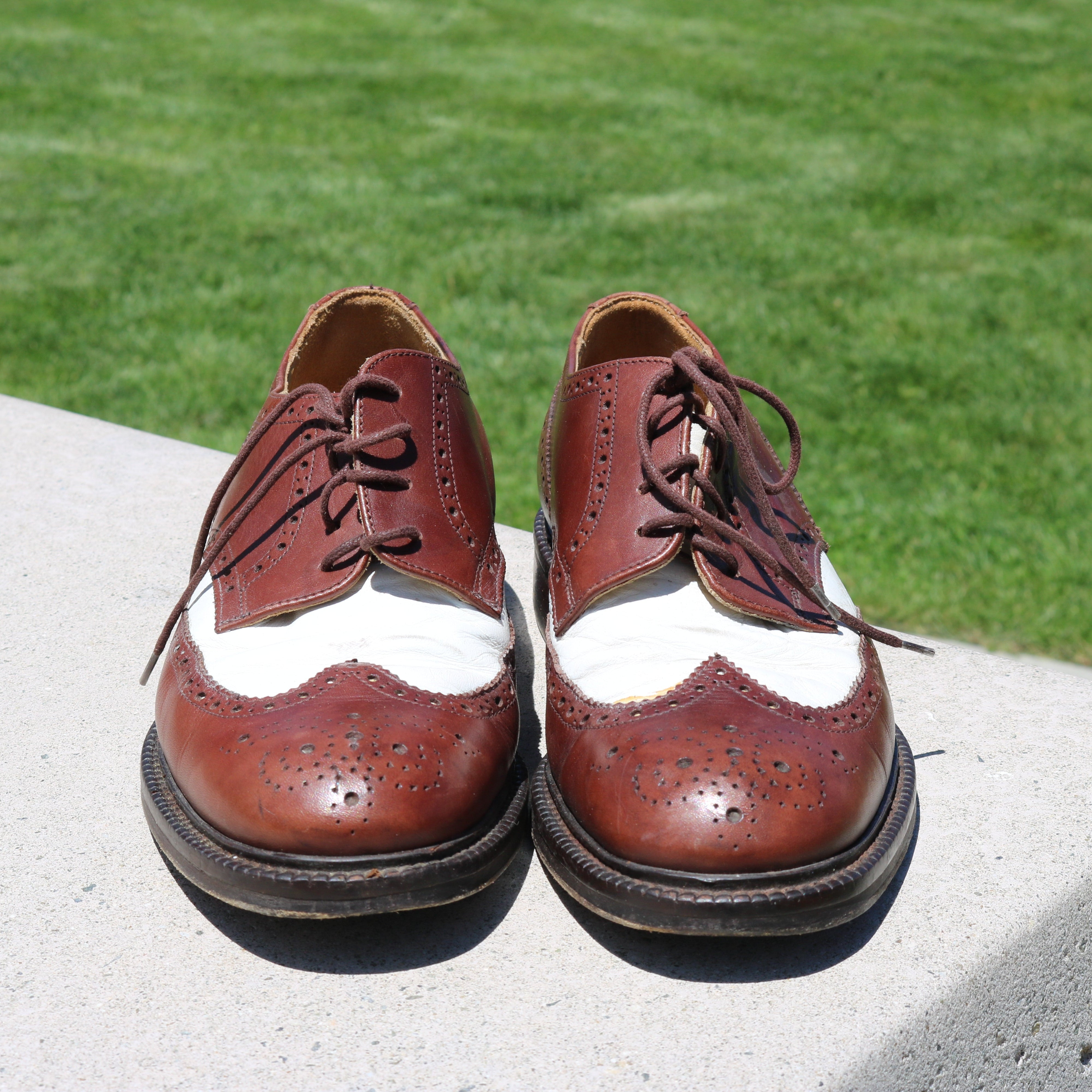 Soho New York Brown White Wingtip Dress Shoes – Made in Italy Leather Sole Men’s Size 9.5