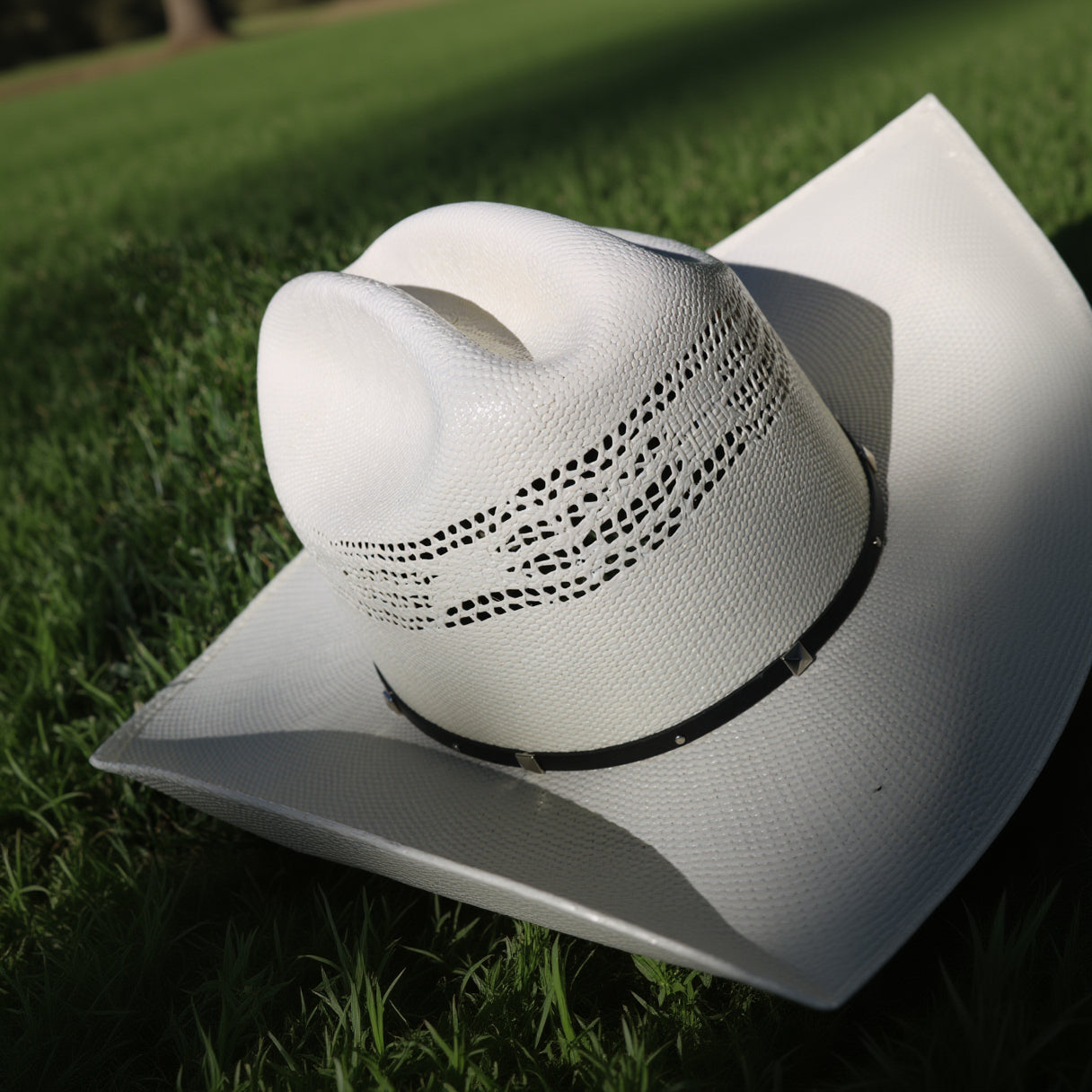 Vintage Stallion by Stetson White Straw Cowboy Hat – Size Small – Western Hat