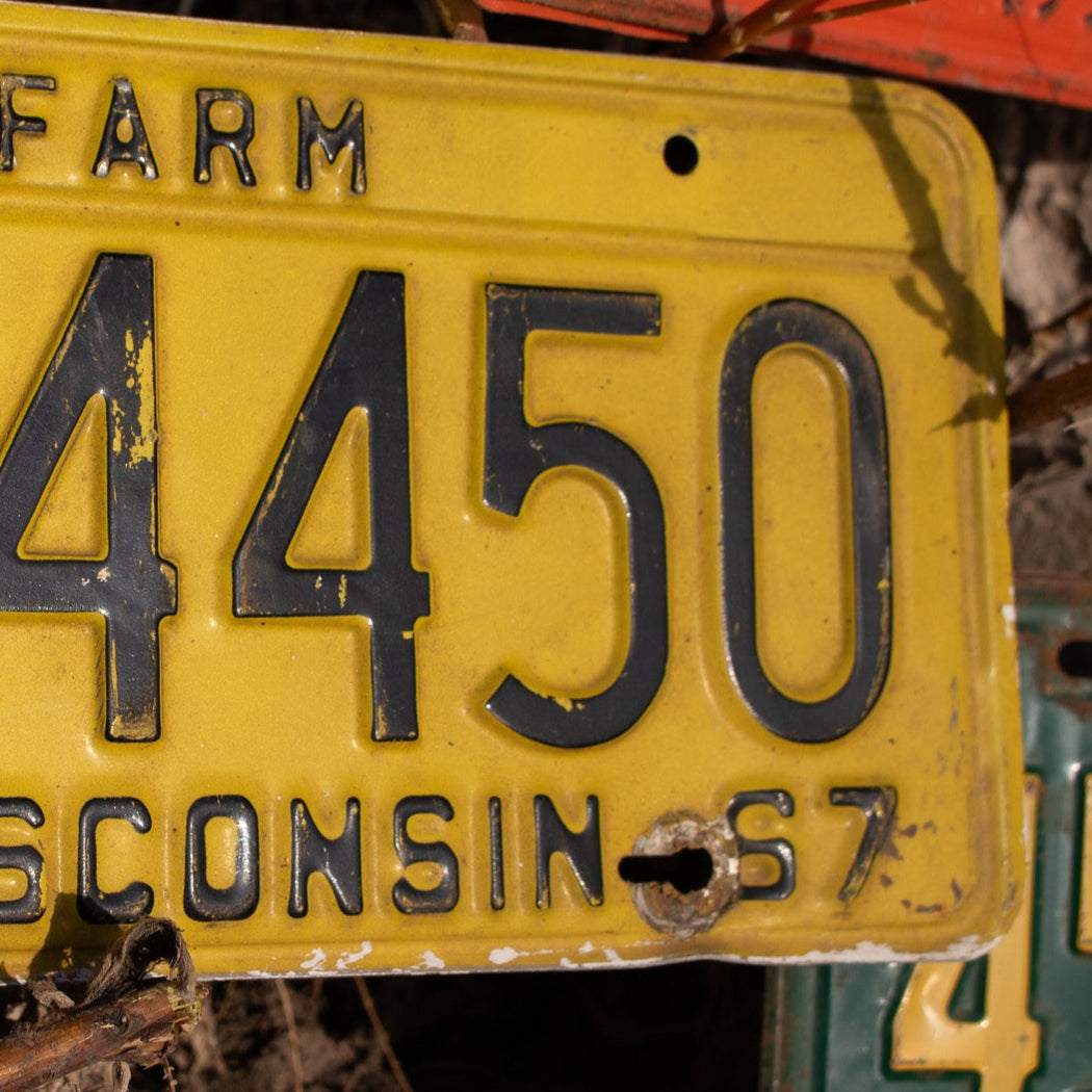 Wisconsin Farm 67 License Plate