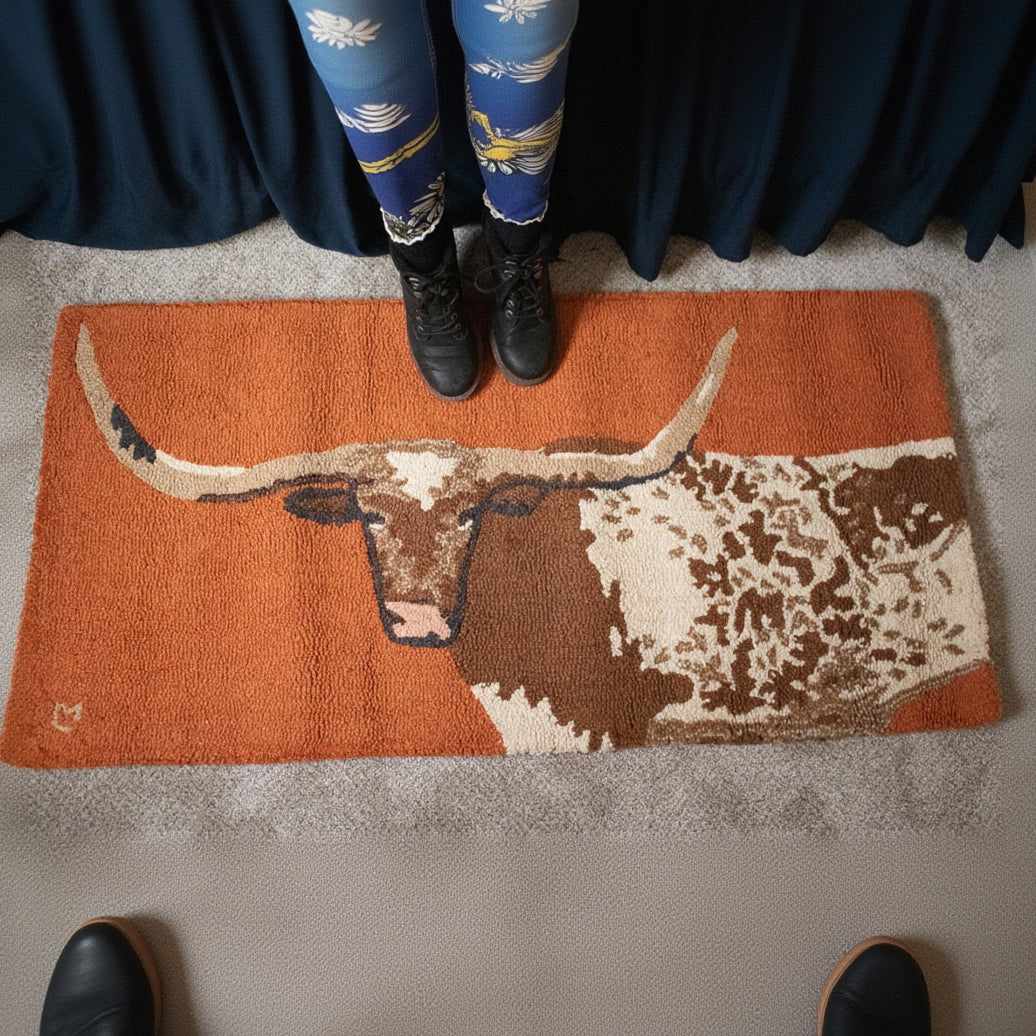 Chandler 4 Corners Longhorn Wool Rug – Handcrafted Hooked Design for Rustic Homes.