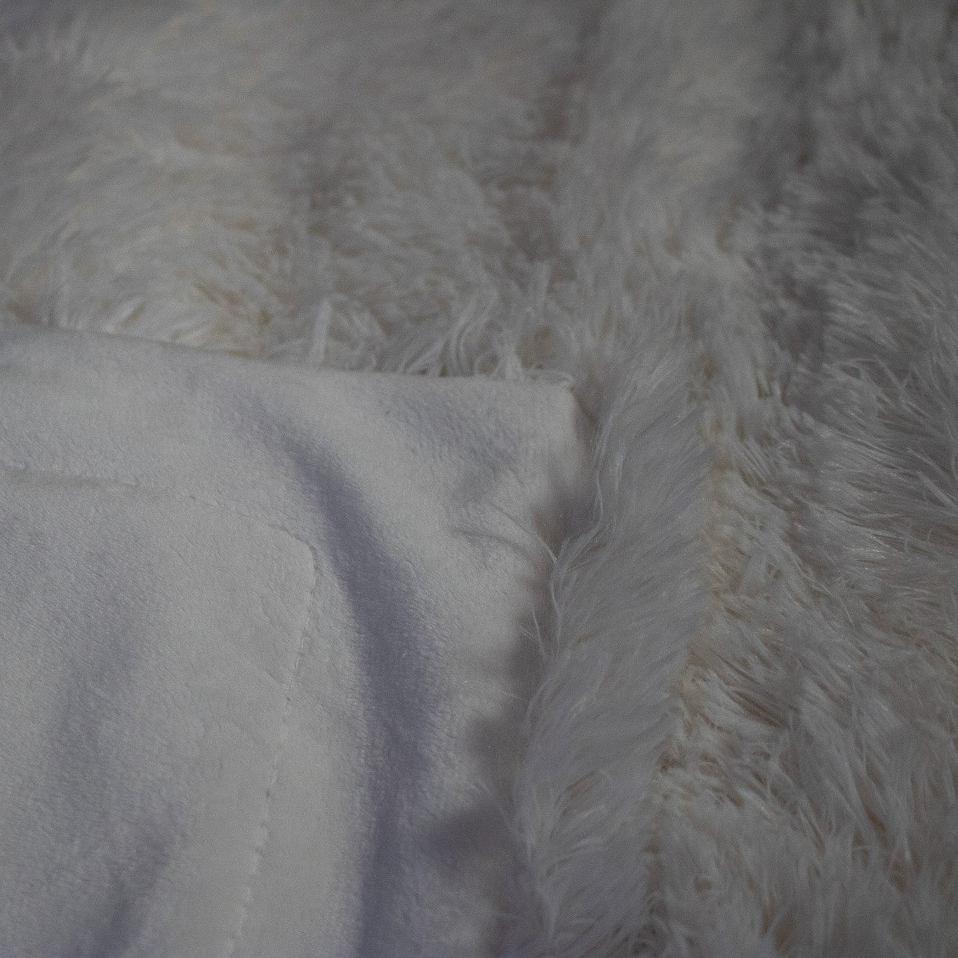 YUSOKI Double Layered Faux Fur Cream White Throw Blanket, 50" x 60"