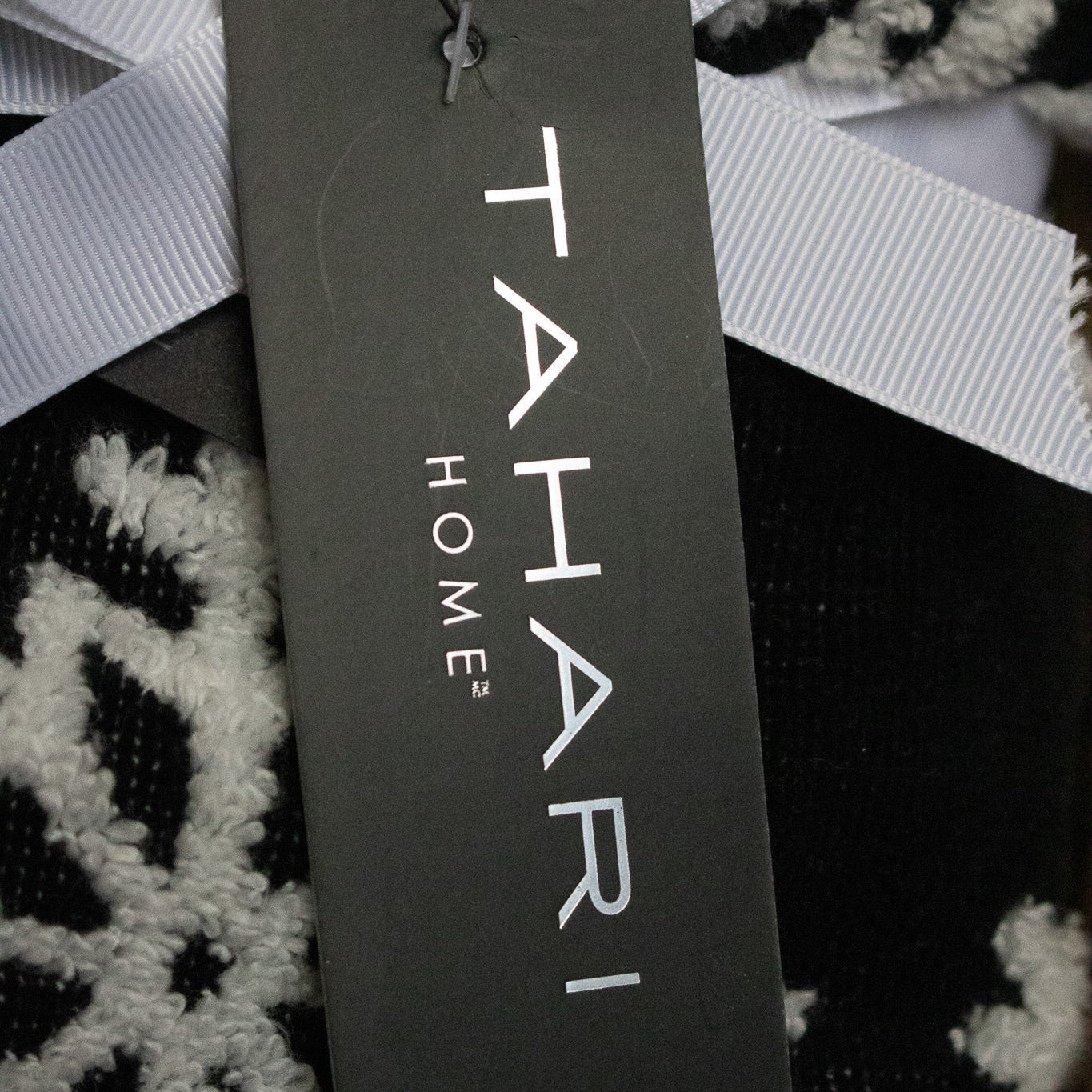 Tahari Home Black and White Snowflake Print Hand Towel Set