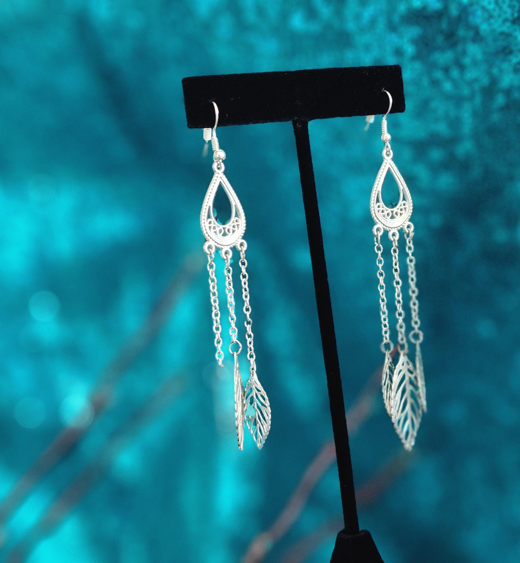 Silver Tone Feather Dangle Earrings Boho Western Long Chain Drop Statement Earrings