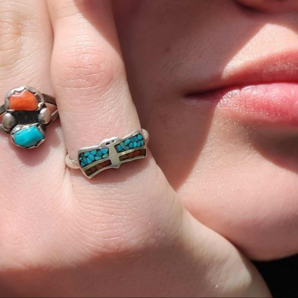 Fox Turquoise and Coral Inlaid Gemstone Sterling Silver Band Ring Size 5