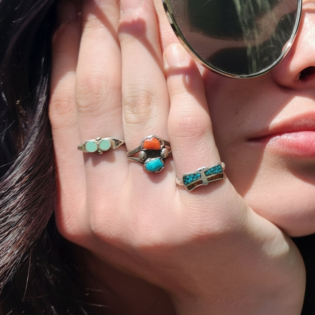 Vintage Navajo Fox Turquoise Coral Gemstones Split Band Ring Size 5