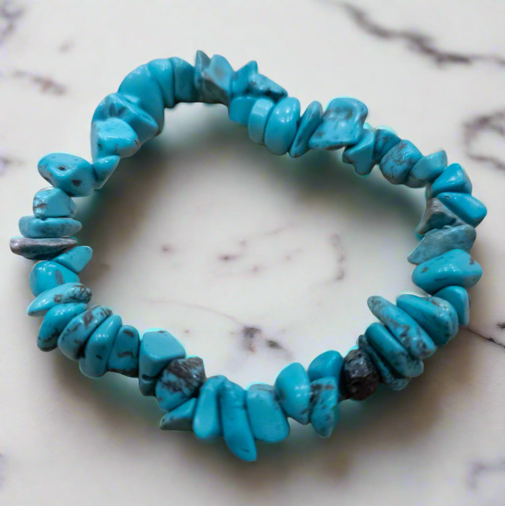Turquoise Dyed Howlite Stone Beaded Stretchy Bracelet