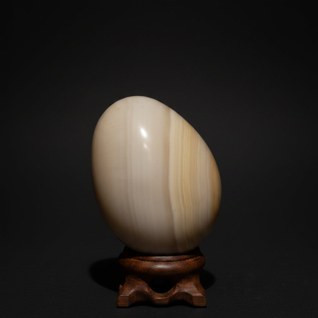 Vintage Cream And White Alabaster Egg