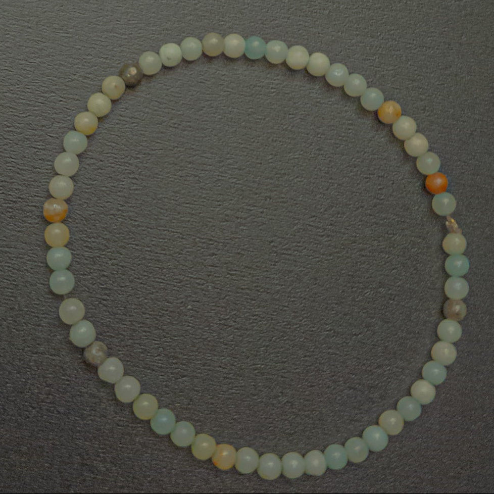 Beautiful Small Agate Strech Bracelet