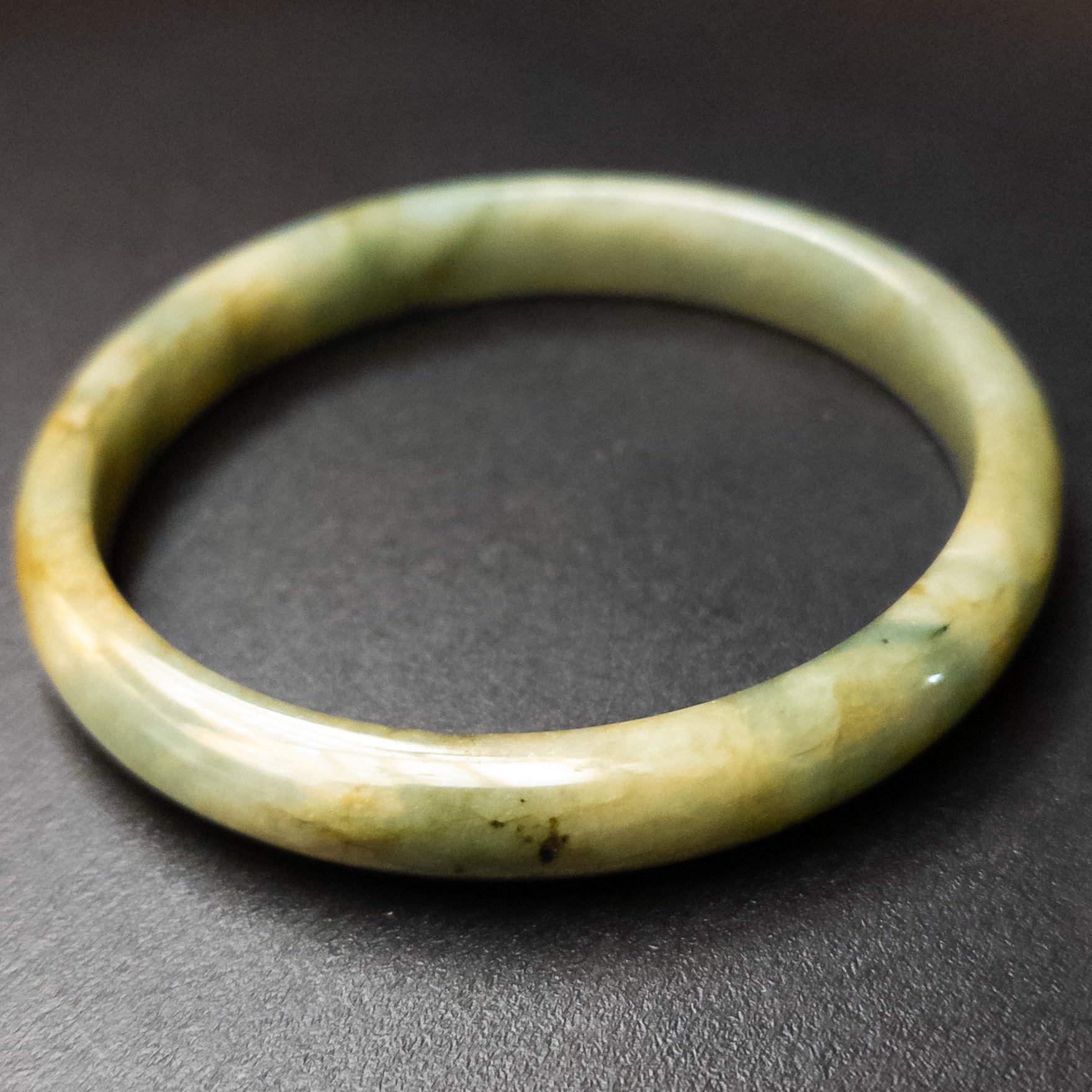 Stunning Natural Jade Bangle Bracelet Size 7