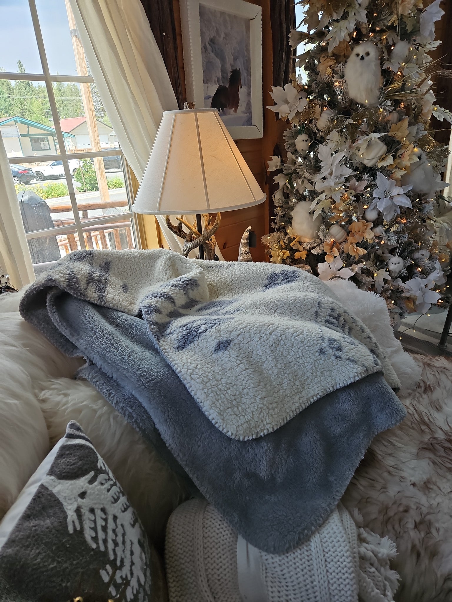 Pendleton 50" x 70" Sherpa Throw Blanket Gray & Ivory Southwestern