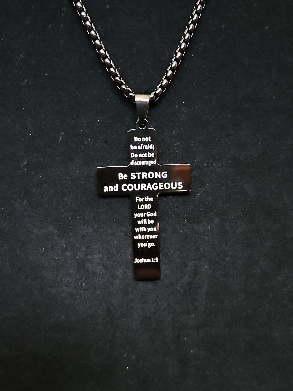 Joshua 1:9 “Be Strong & Courageous” Cross Necklace – Stainless Steel