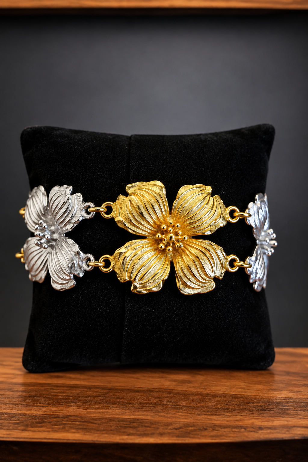 Vintage Two-Tone Gold & Silver Floral Link Bracelet – Statement Flower Jewelry