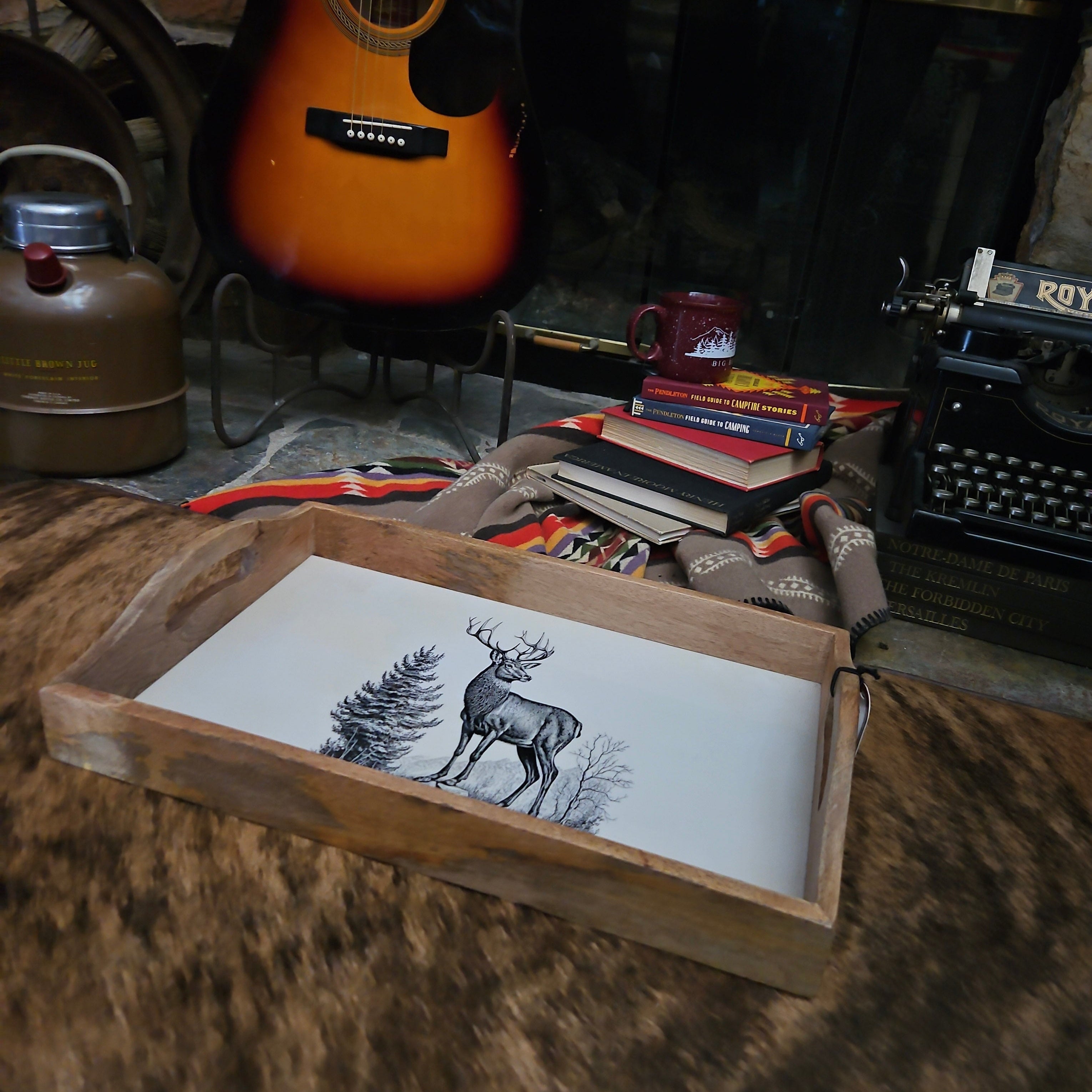 Rustic Wooden Elk Serving Tray – Mountain Lodge Wildlife Decor