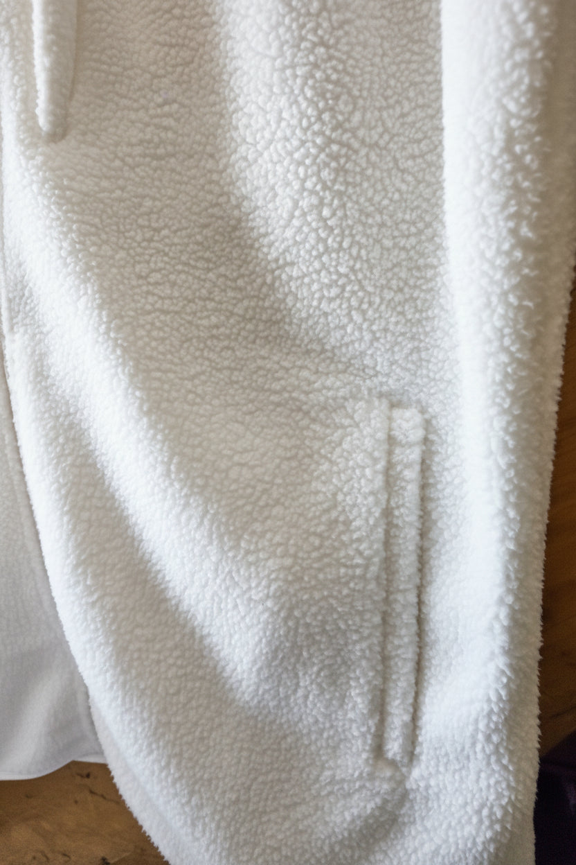 Crown & Ivory Sleeveless White Sherpa Vest