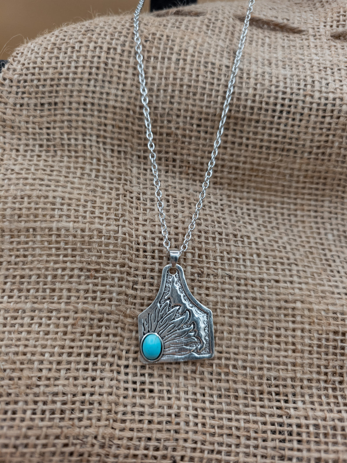 Faux Turquoise Southwestern Pendant Necklace