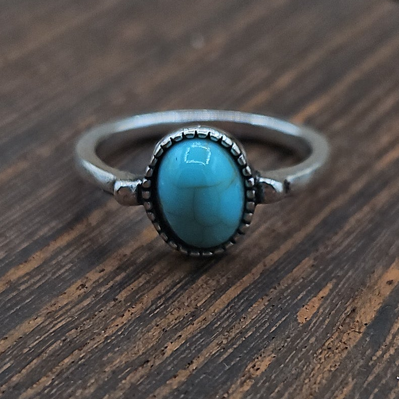 Turquoise Oval Statement Ring – Size 5.5