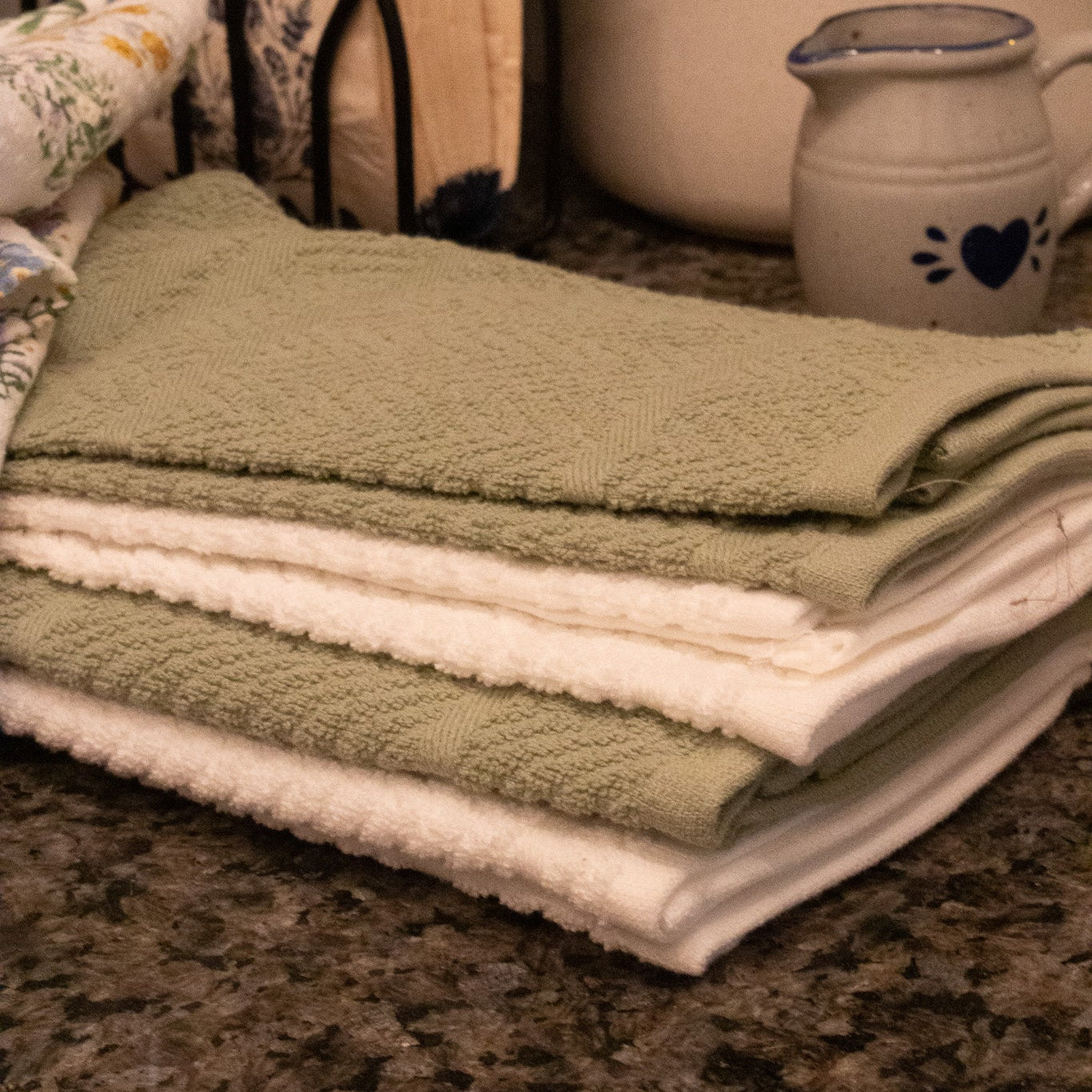 Simply Clean by Homeware Kitchen Set of 4 Towels White and Sage