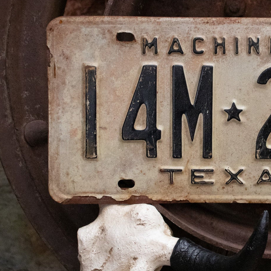 Vintage Machinery Texas 1971 License Plate
