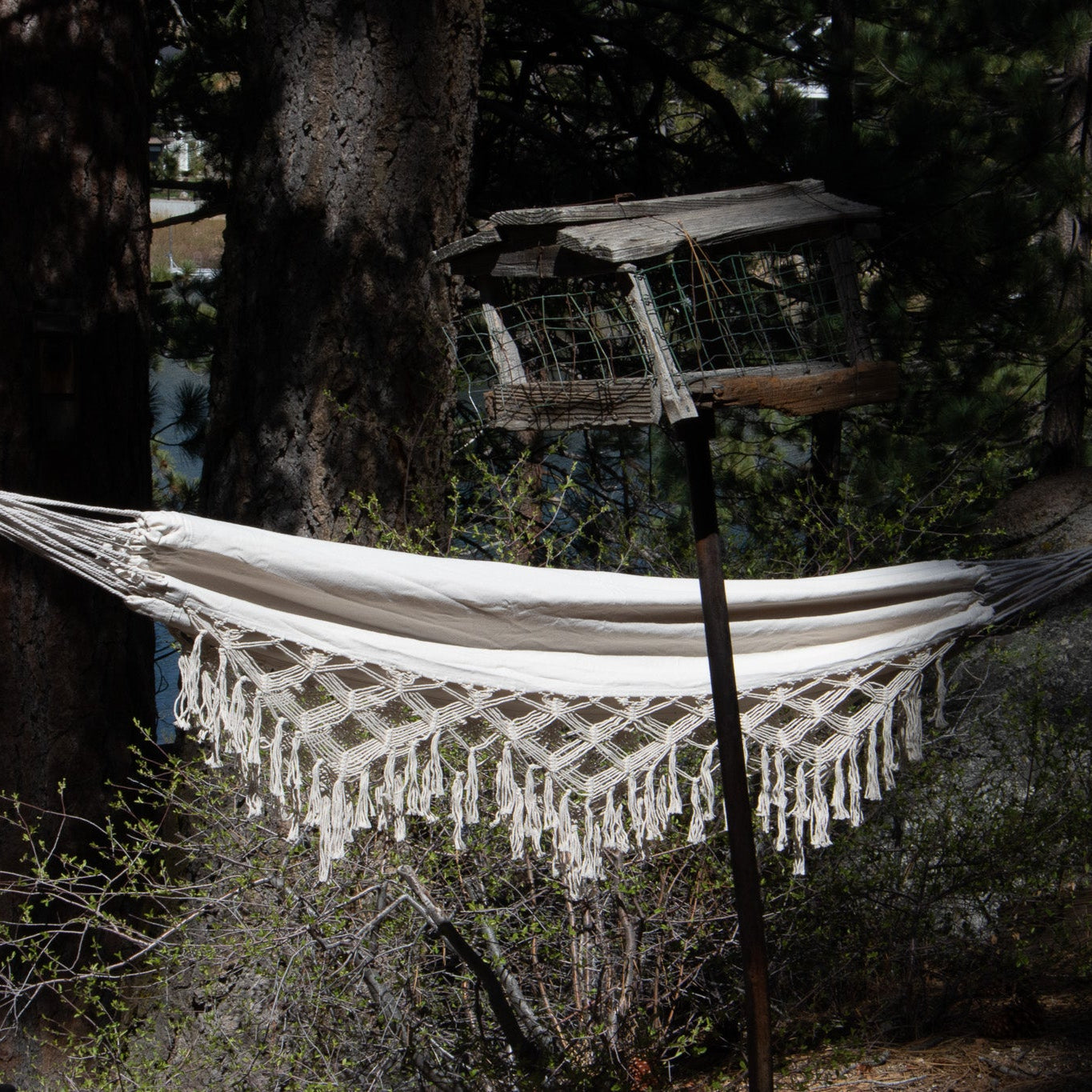 Boho Brazilian Fringed Macrame Hammock 485 lb Capacity Portable with Cloth Bag White kiits