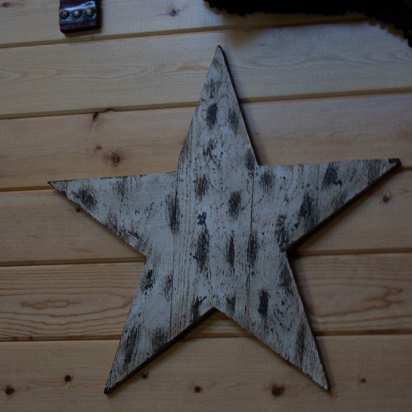 Rustic Barn Style Five-Point Wooden White Washed Star Wall Hanging Decor