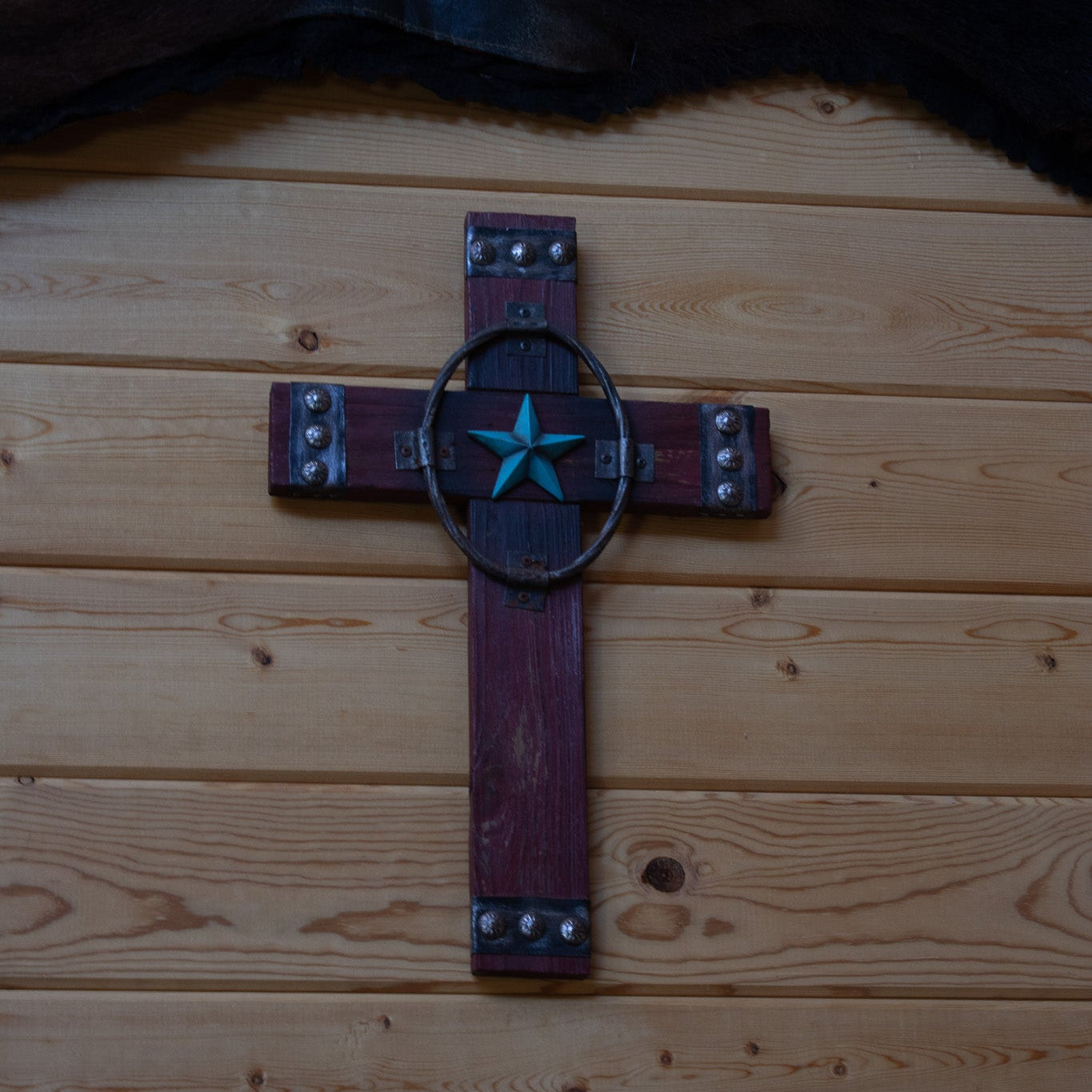 Western Style Resin Decorative Cross
