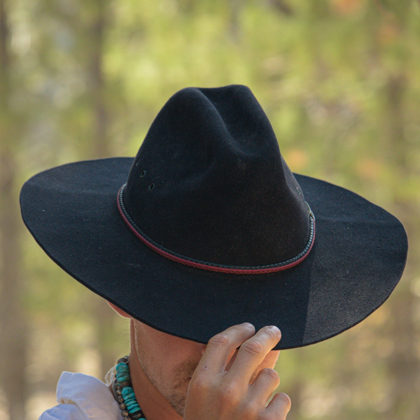 Wrangler 4x Beaver And Genuine Lamb-skin Black cowboy Hat