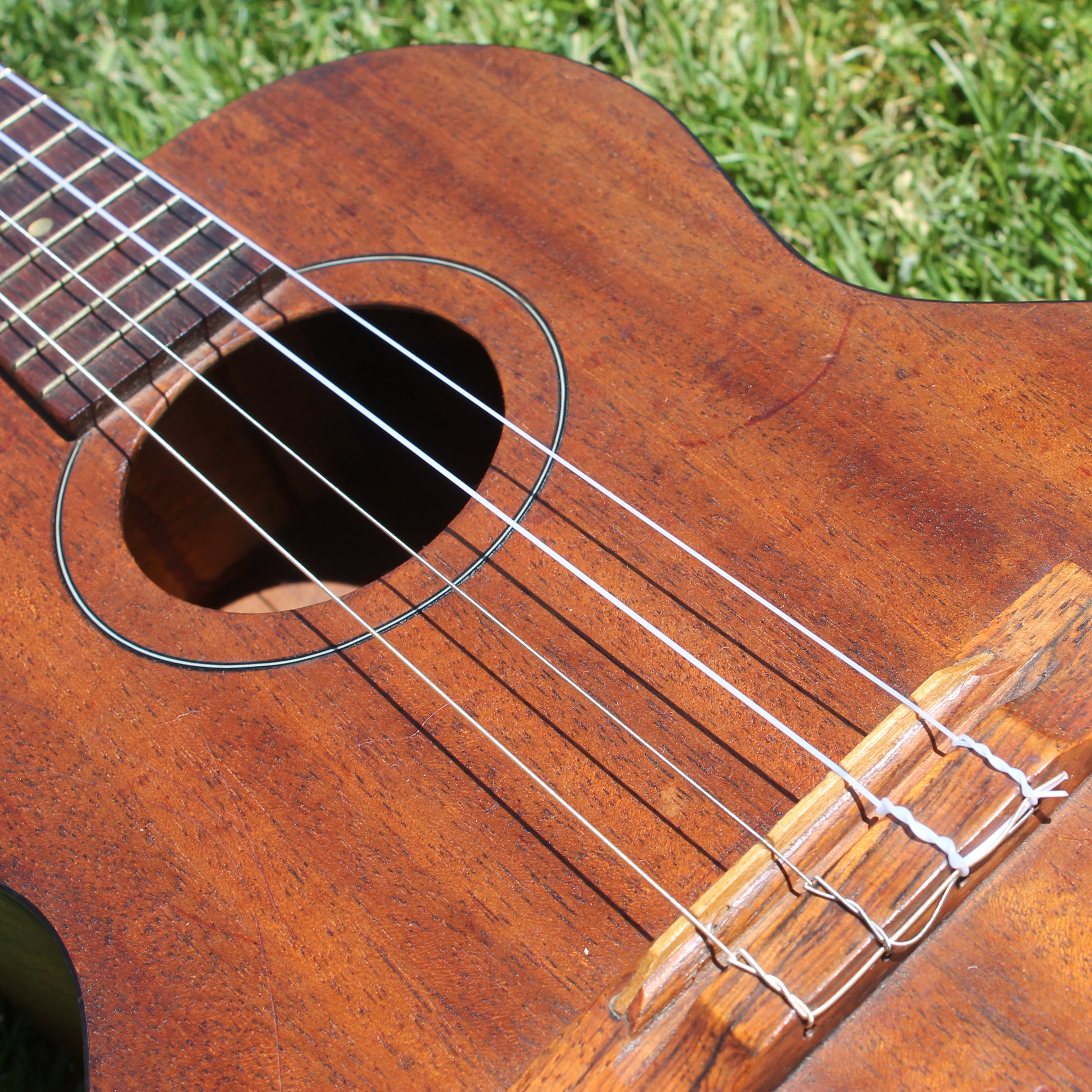 Baritone Ukulele