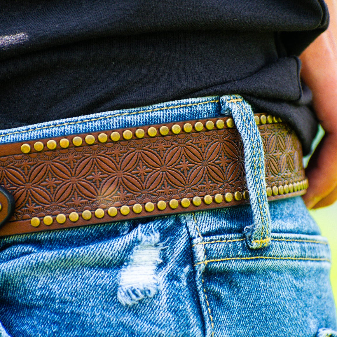 Premium Bull Horn Buckle with 47" Coffee Brown Leather Belt