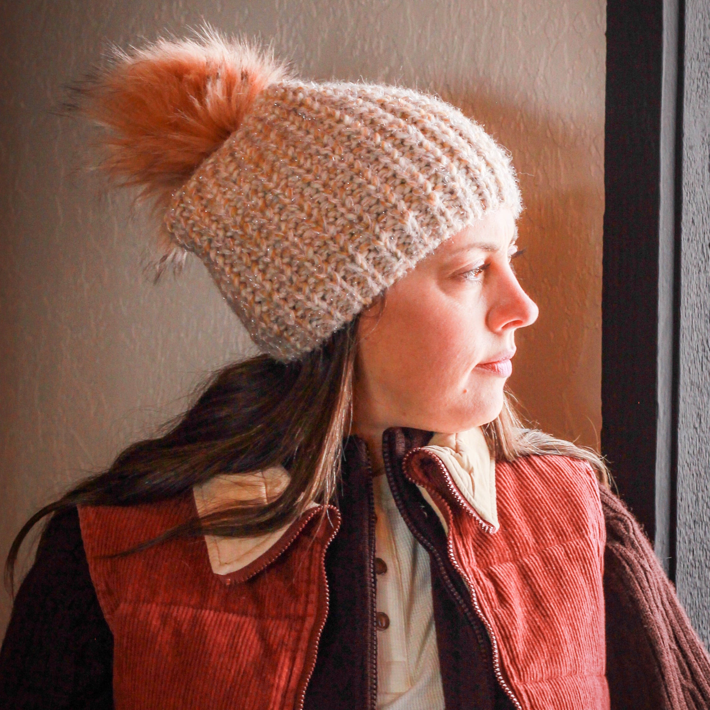 Stit Estro Lurex Melangle Faux Fur Pompom Beanie Color Tan