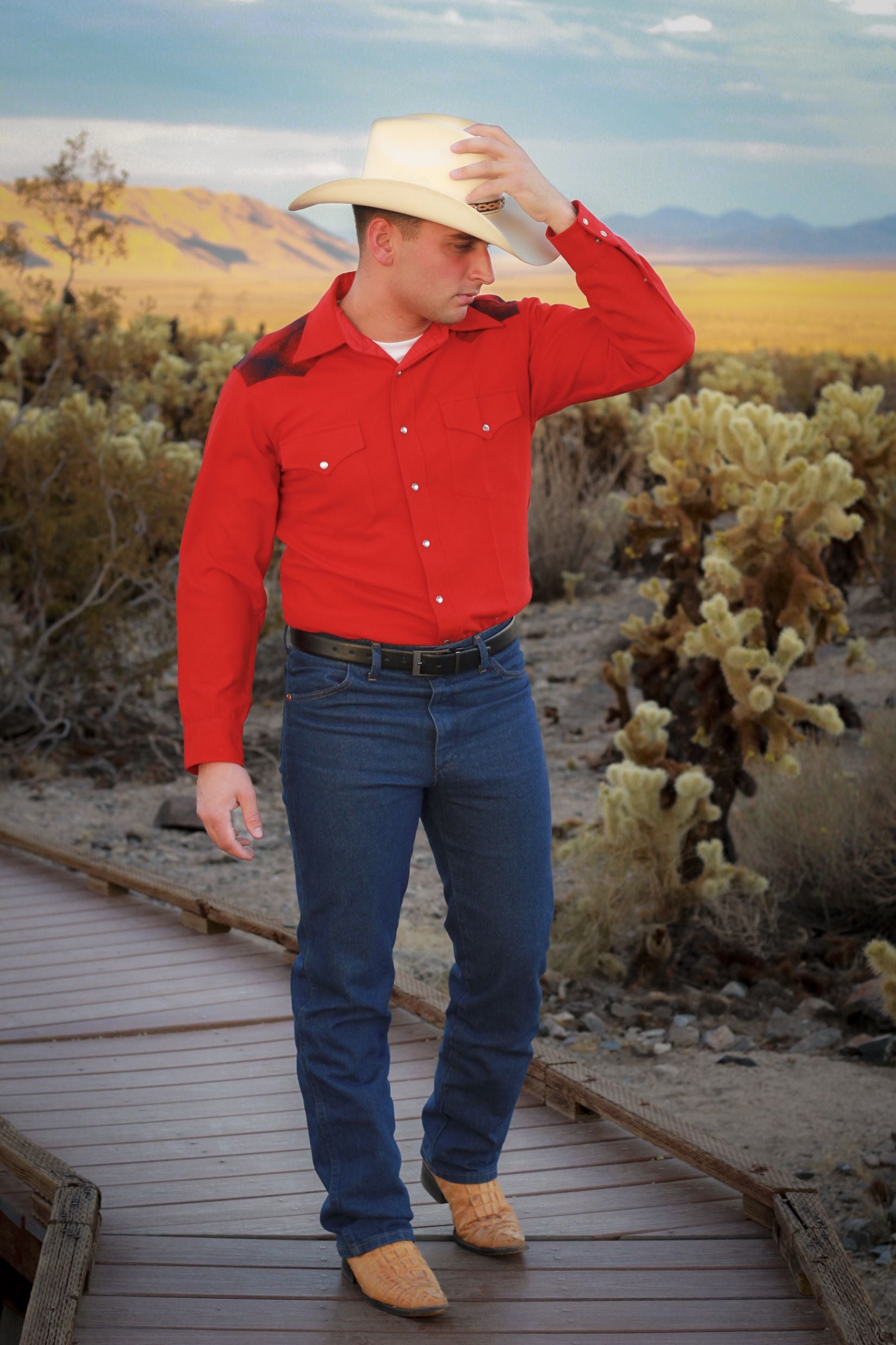 Vintage Pendleton Red 100% Virgin Wool Pearl Snap Shirt Size Medium