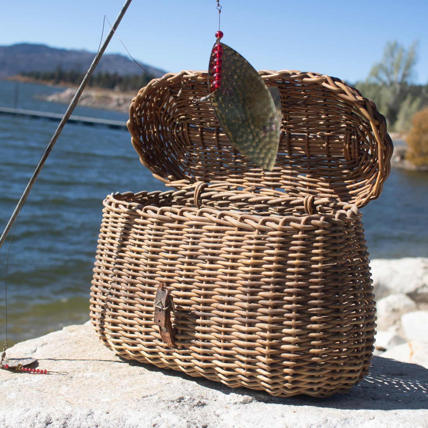 Vintage FIshing Creel Wicker Basket