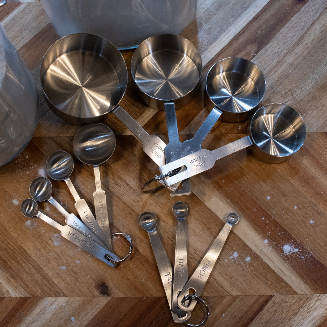 BomBay 11-piece Measuring cup Set