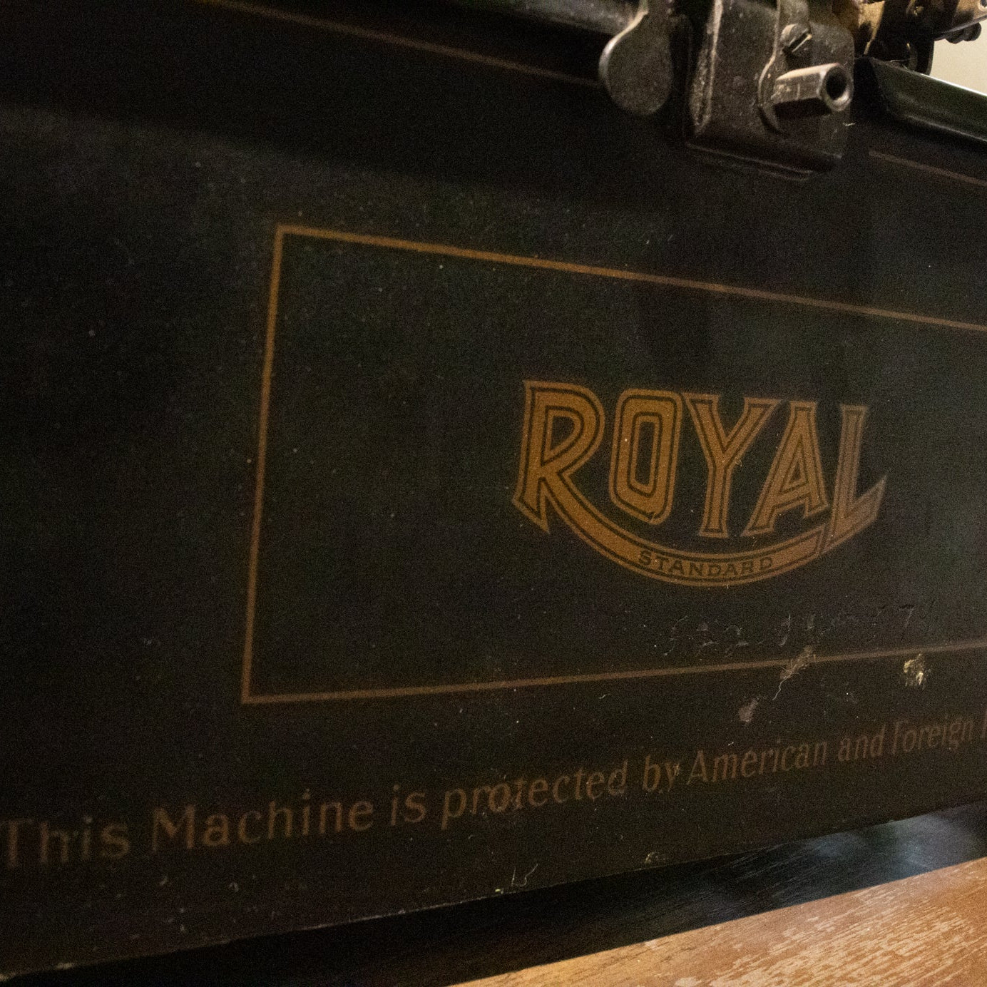 Royal 1930/1940 Standard Typewriter