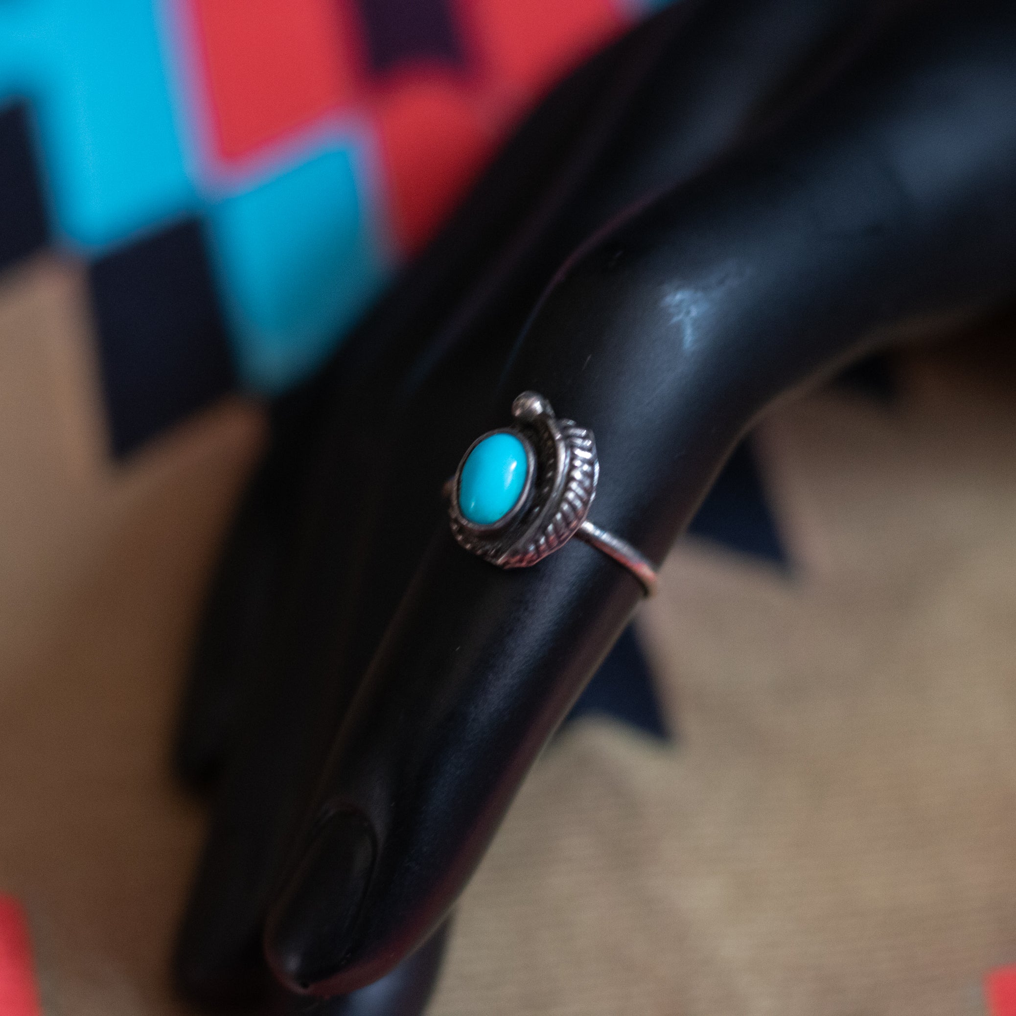 Amazing Turquoise Gemstone Sterling Silver Ring Feather Detail Size 5