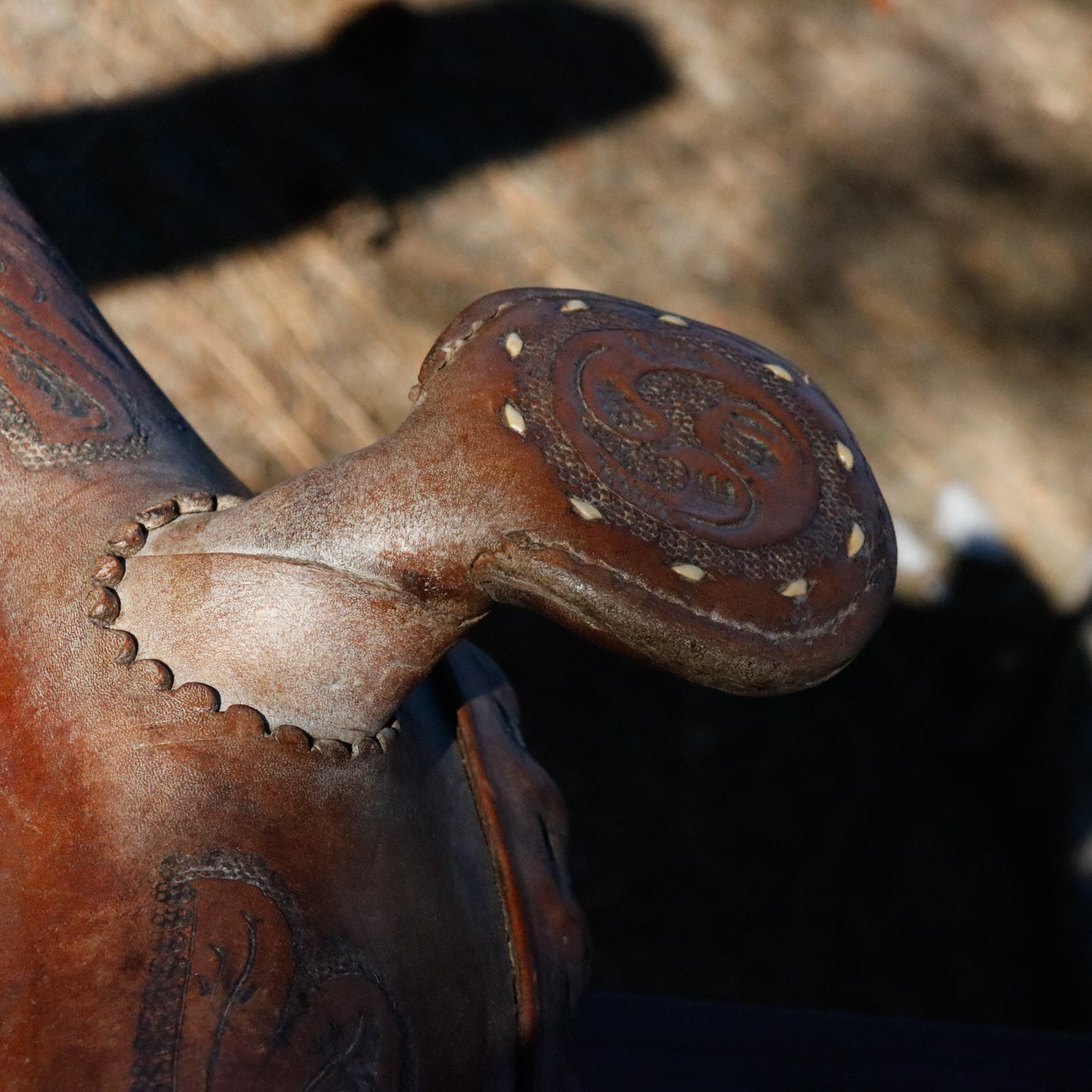 Vintage 16 3/4-inch Classic Western Show Saddle