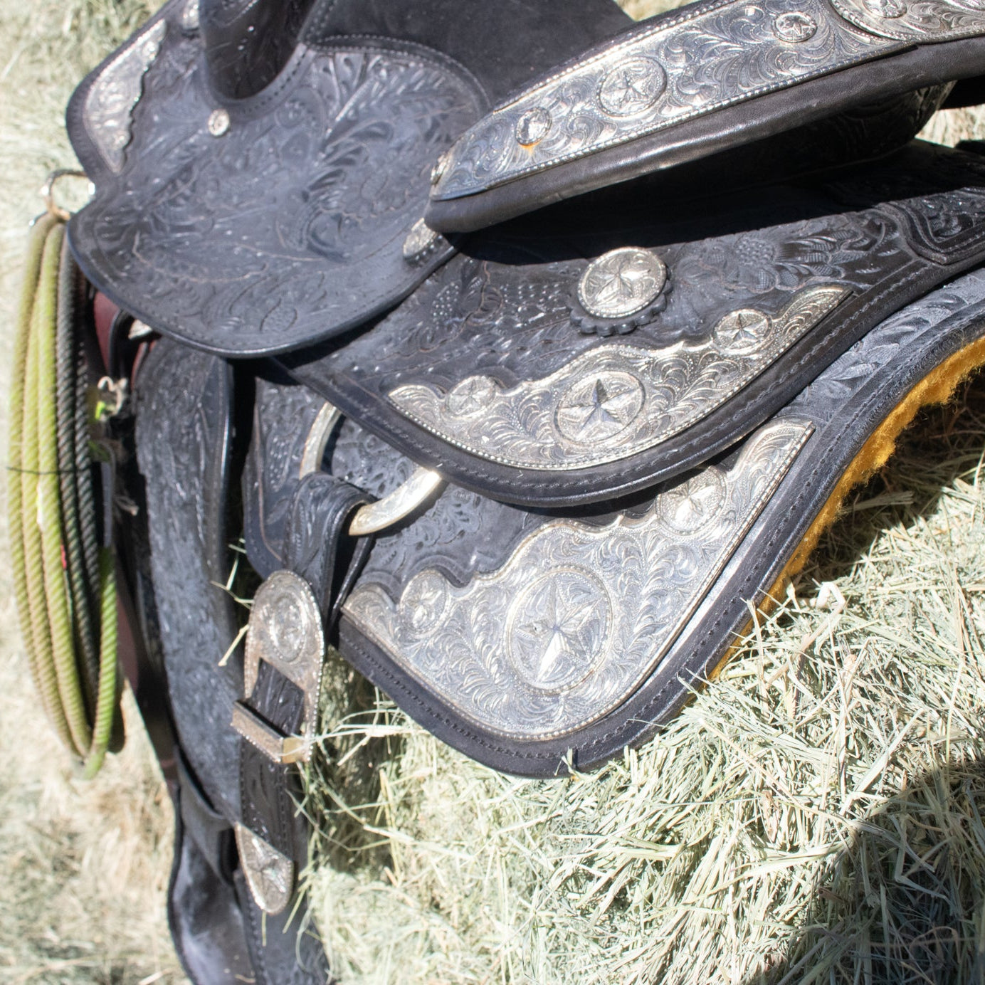 Tough 1 Silver Royal Hand-Crafted Premium Leather 13 Inch Youth Saddle