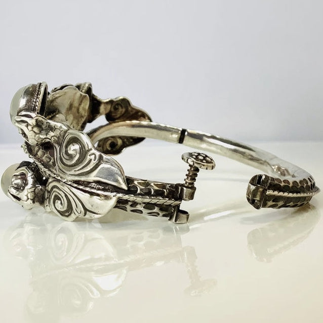 1980's Sterling Silver Tabet Dragon Bracelet
