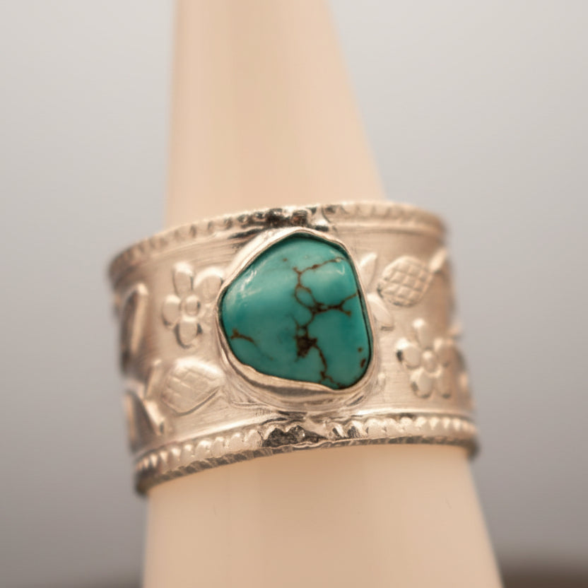 Turquoise 925 Sterling Silver Flower Band Ring Size 5