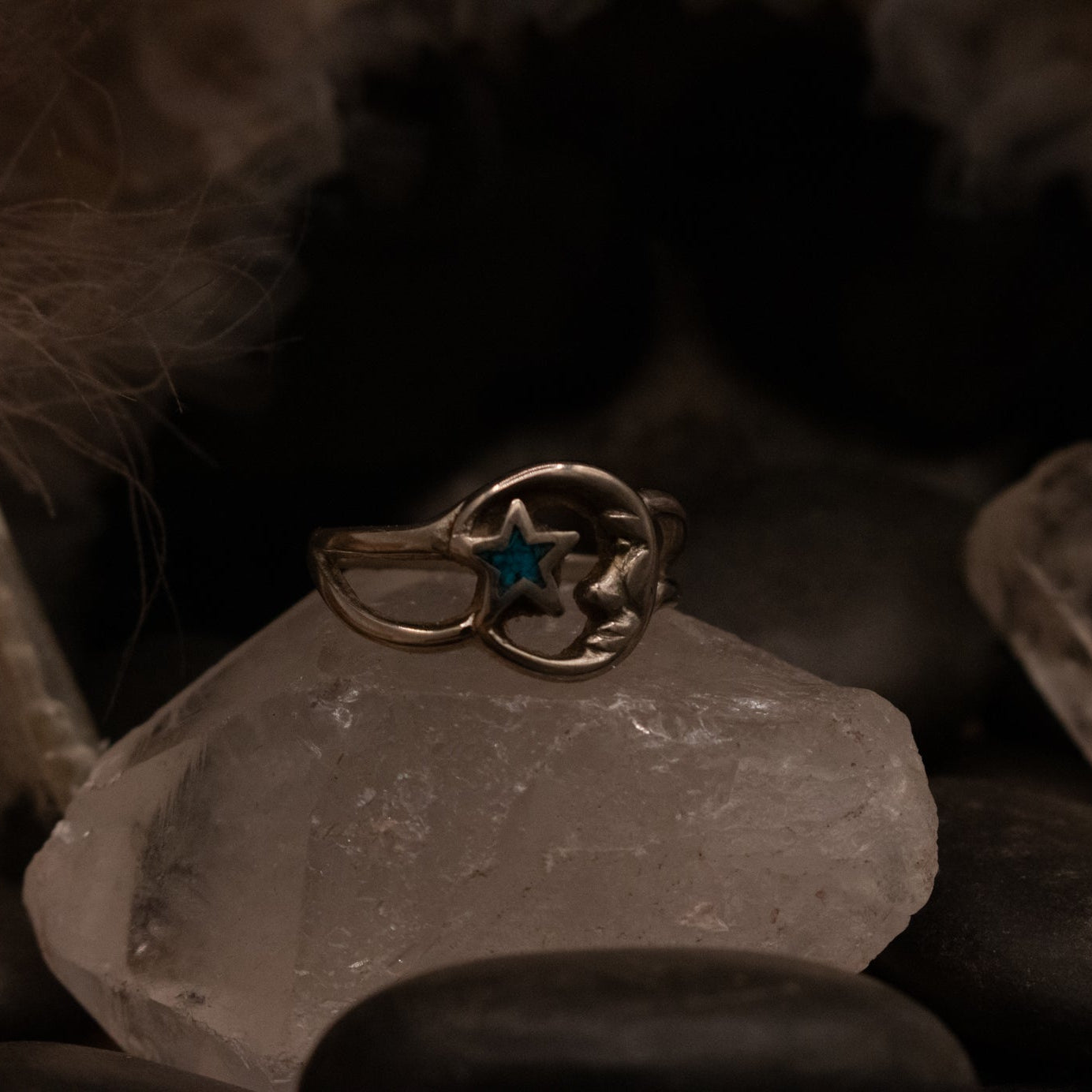 Moon Ring with Turquoise Colored Gemstone Inlay in the Star Size 7.5