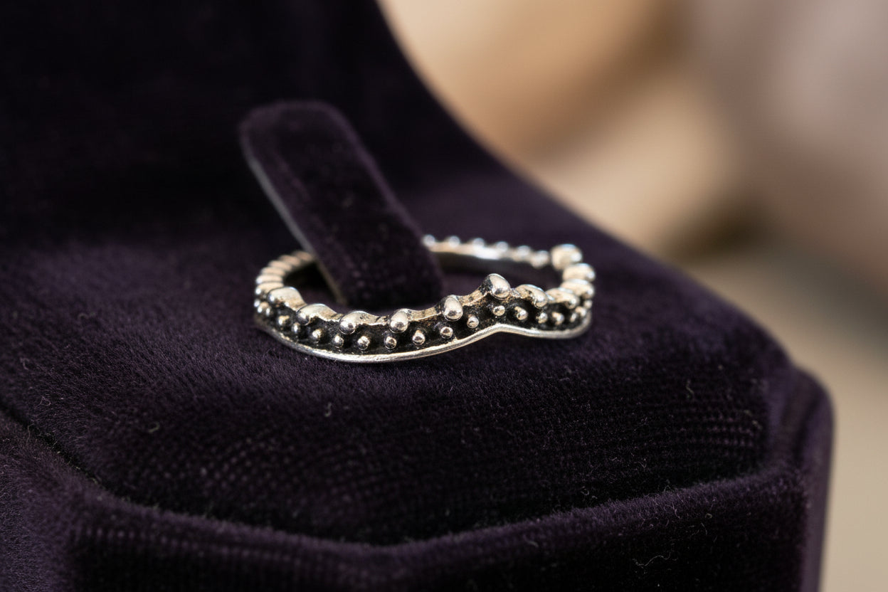 Tiara Design Alloy Plated Silver Ring Size 7