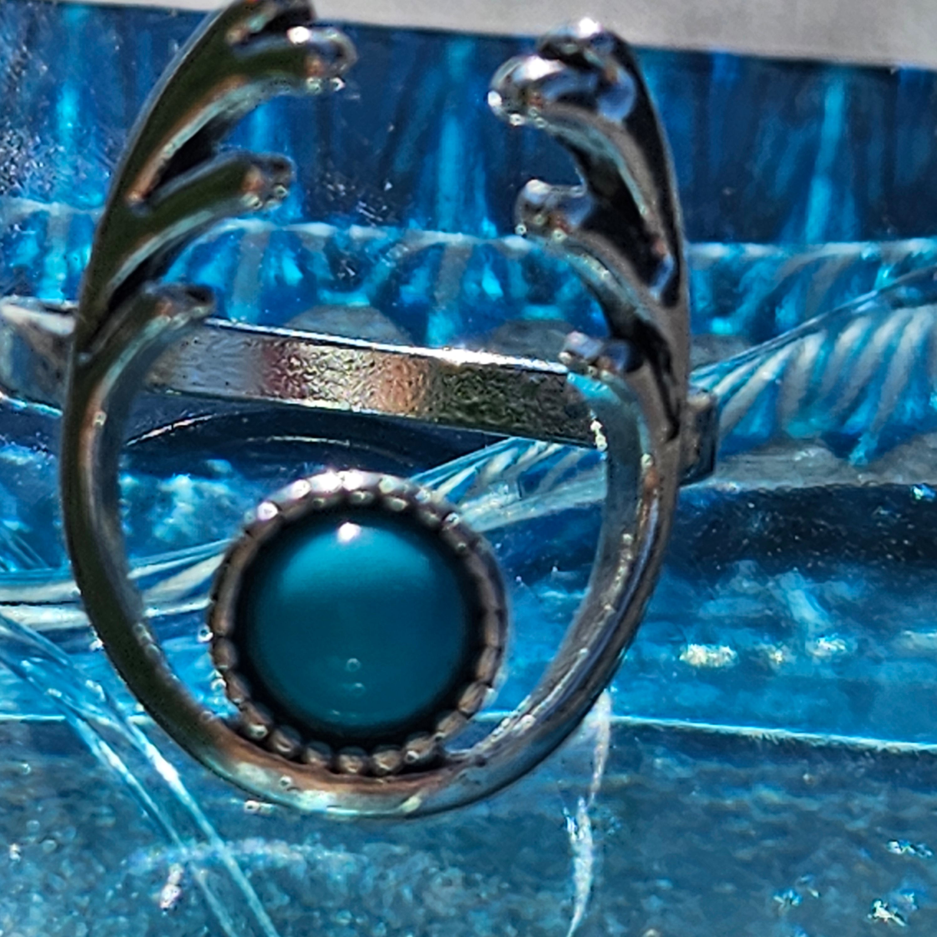 Alloy Plated Silver Faux Turquoise Antler Ring Size 7