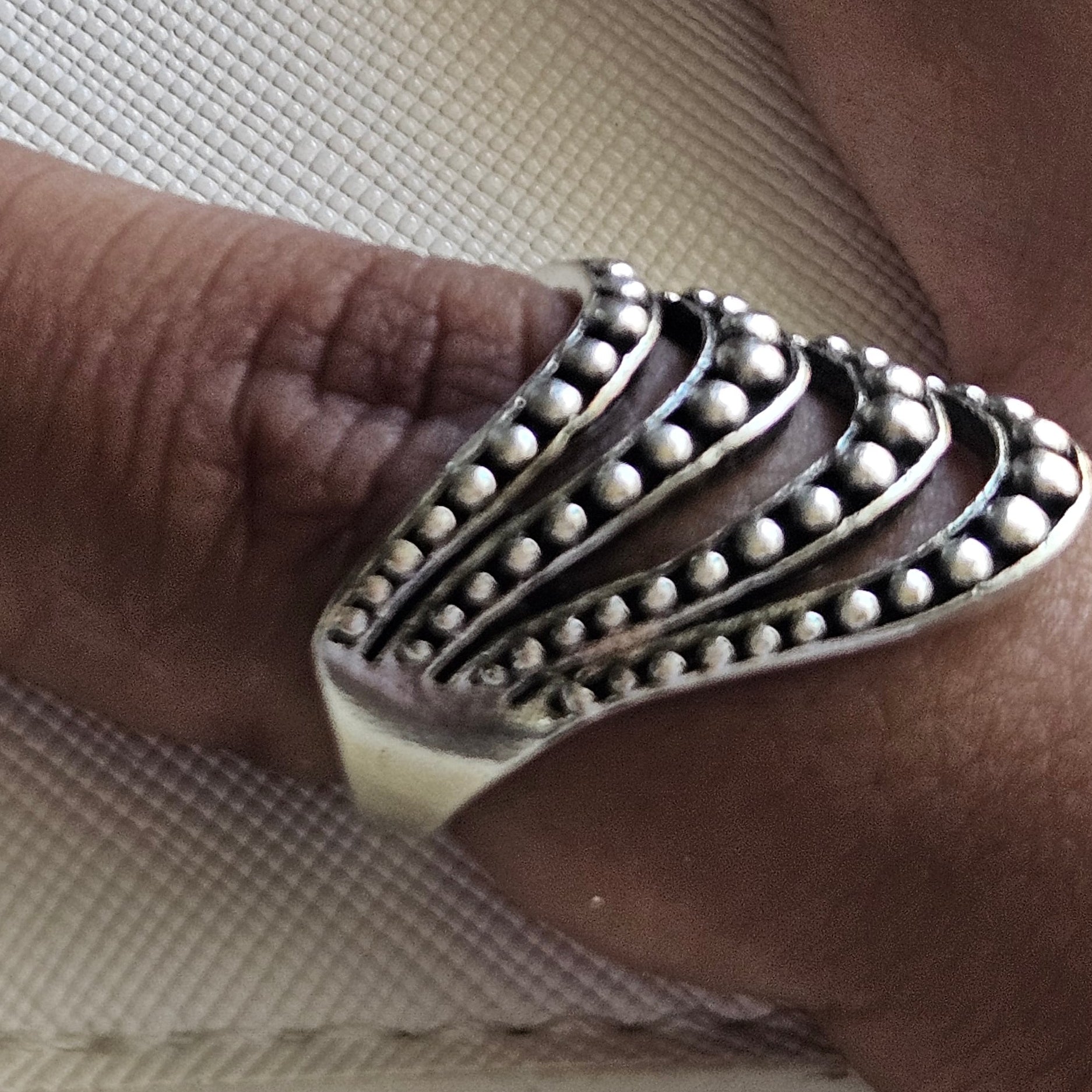 Shiny Alloy Plated Silver Ring Size 8