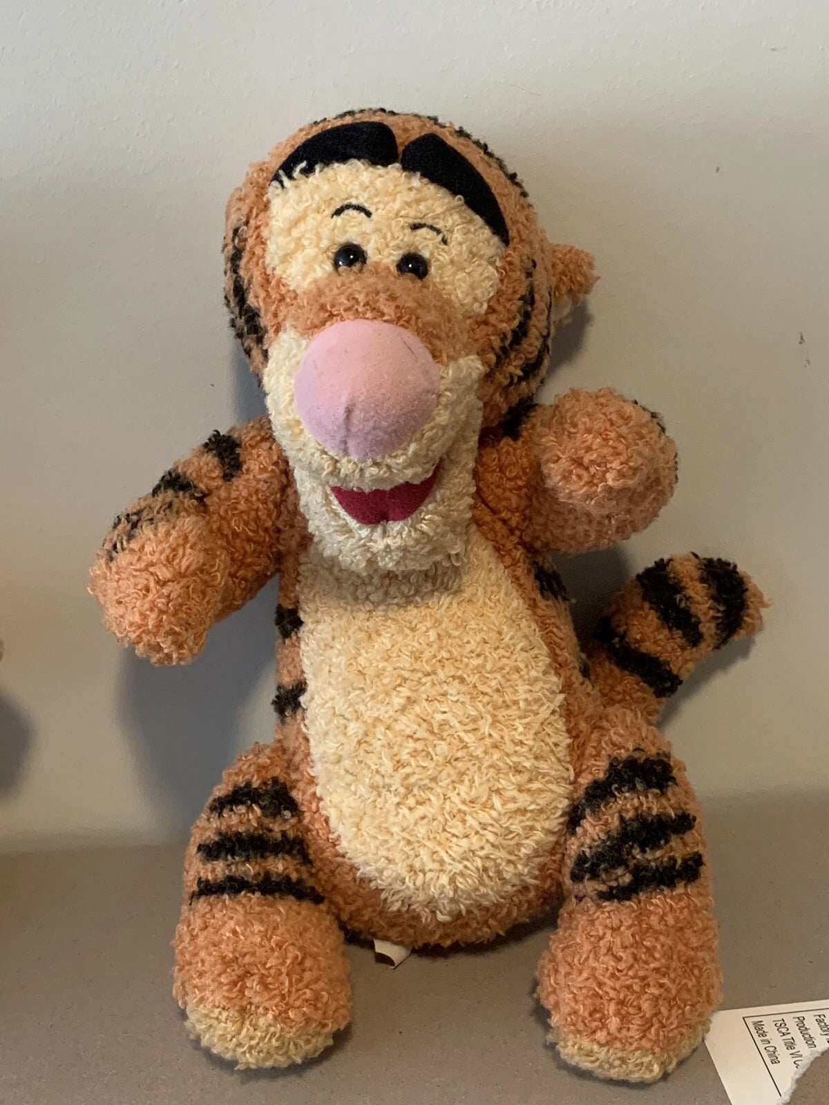 Disney Mattel 1998 Tigger Jointed Talking & Singing 10" Plush Stuffed Animal